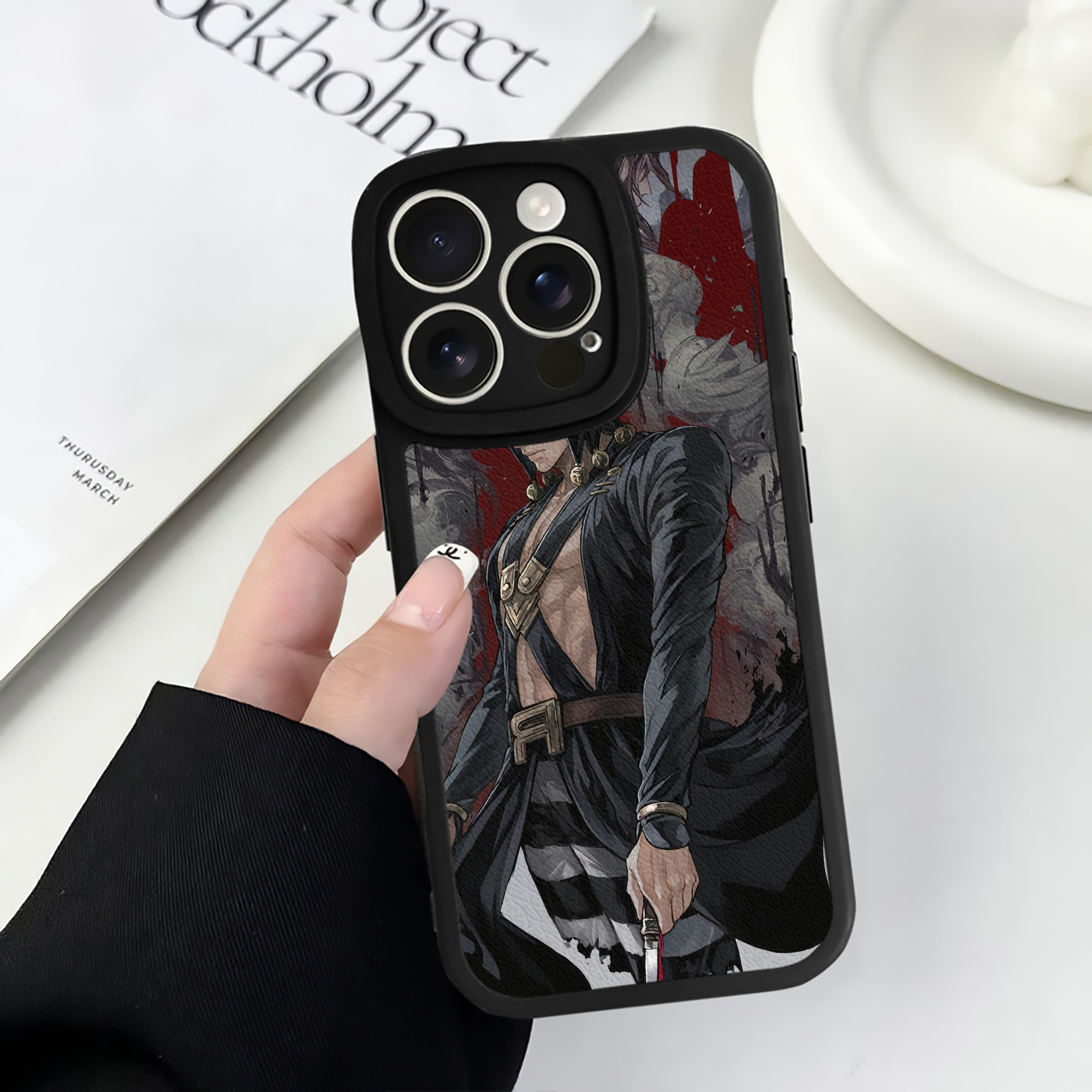 （画像用） ジョジョの奇妙な冒険 JoJo's Bizarre Adventure 【iPhone 16シリーズ対応】シリコンスマホケース（レザー調） 材質：シリコン